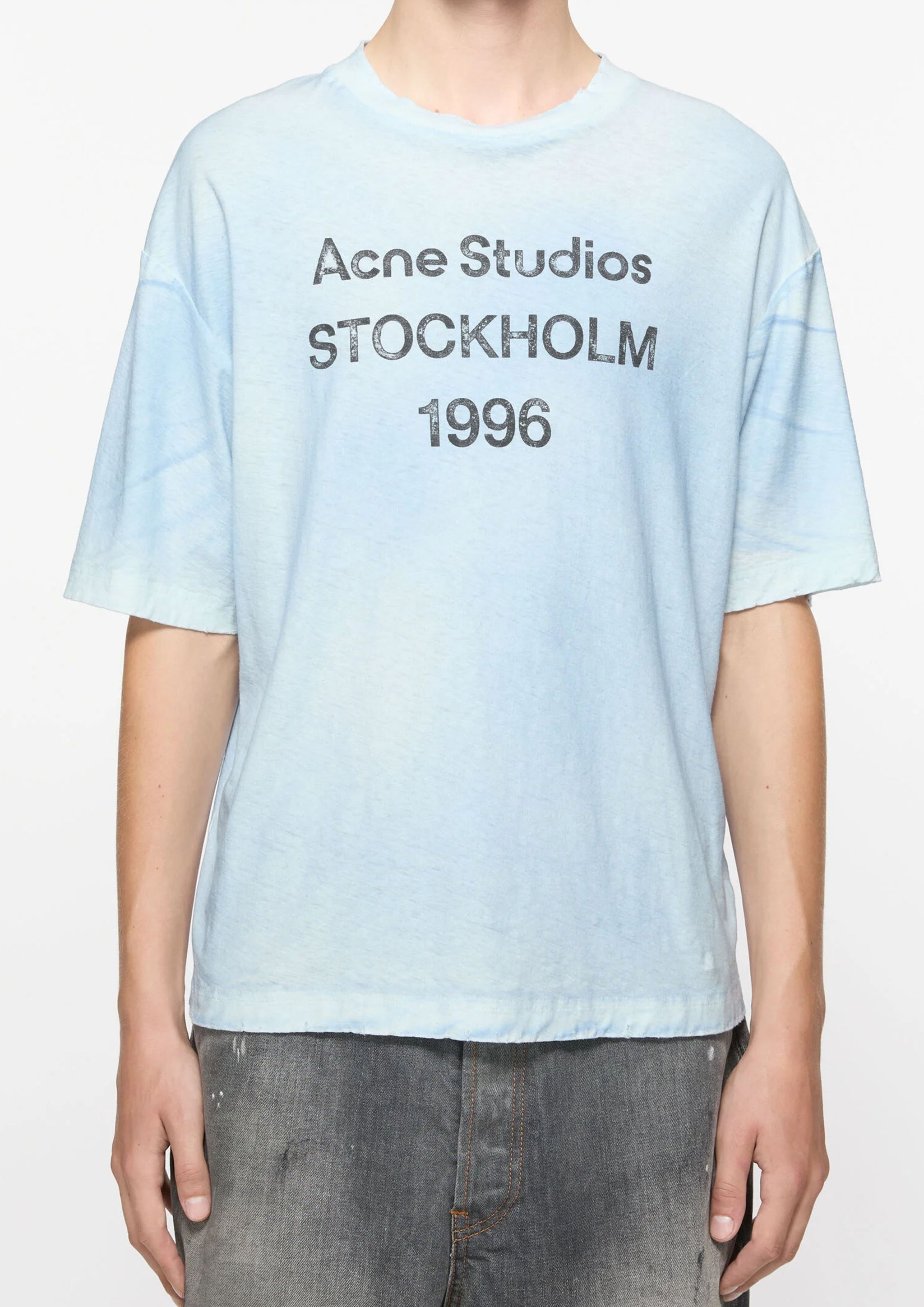 ACNE STUDIOS - LOGO T-SHIRT - RELAXED FIT DUSTY BLUE – SOLAR MTP