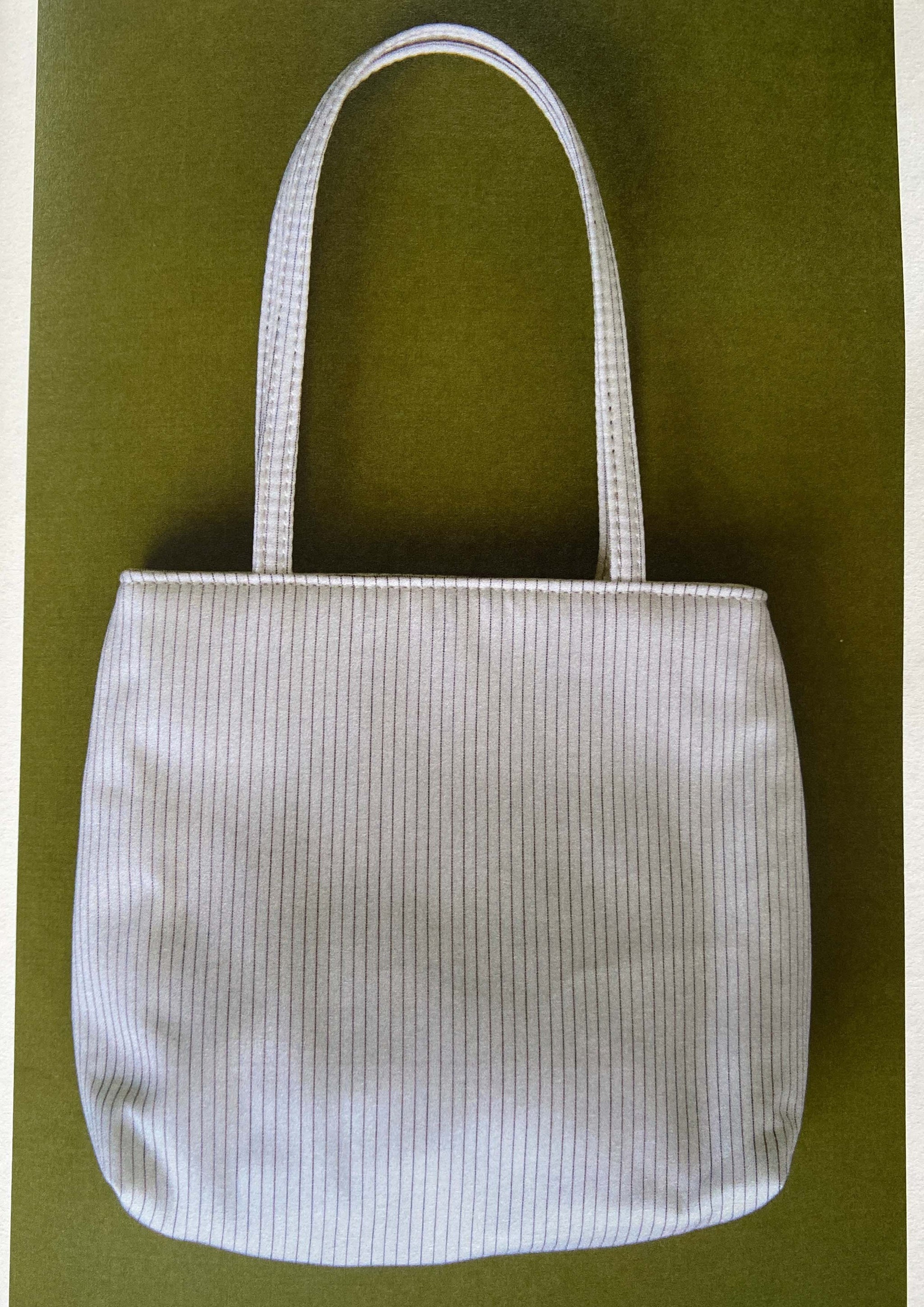 CAMISAS MANOLO x HAI - LITTLE BAG WHITE / GREY – SOLAR MTP