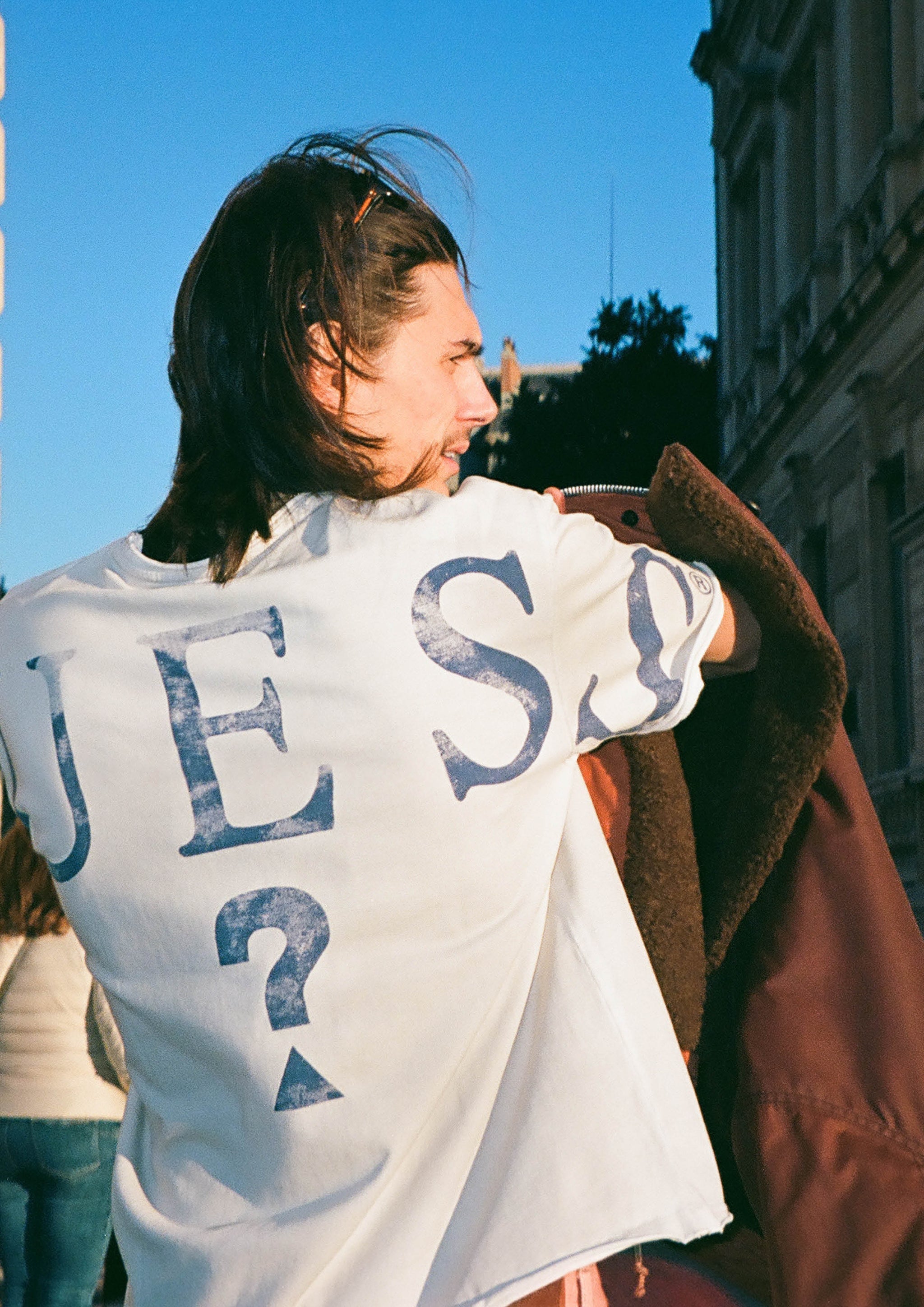 GUESS USA GUSA OVERSIZED LOGO TEE WHITE SOLAR MTP