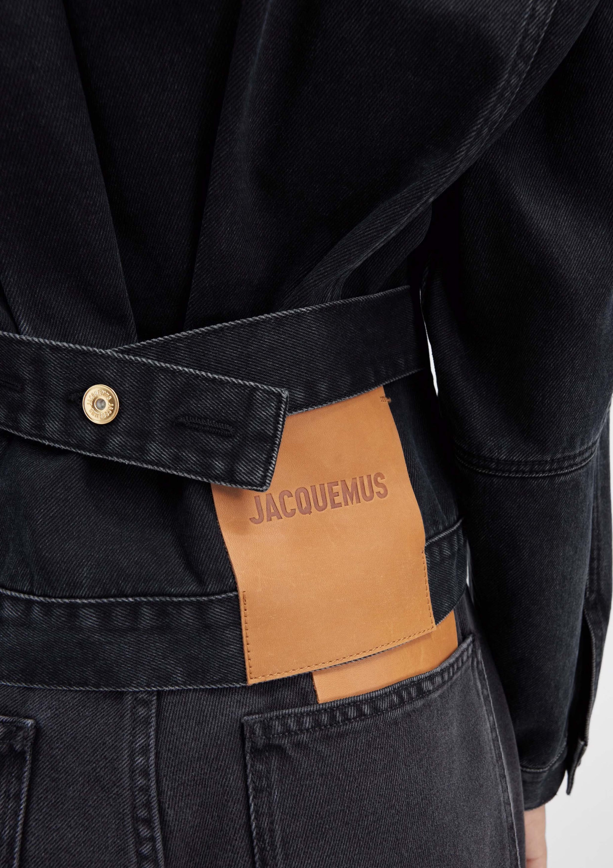 【関税＆送料込み】Jacquemus Jackets And Vests 24576124_54683736_322.jpg