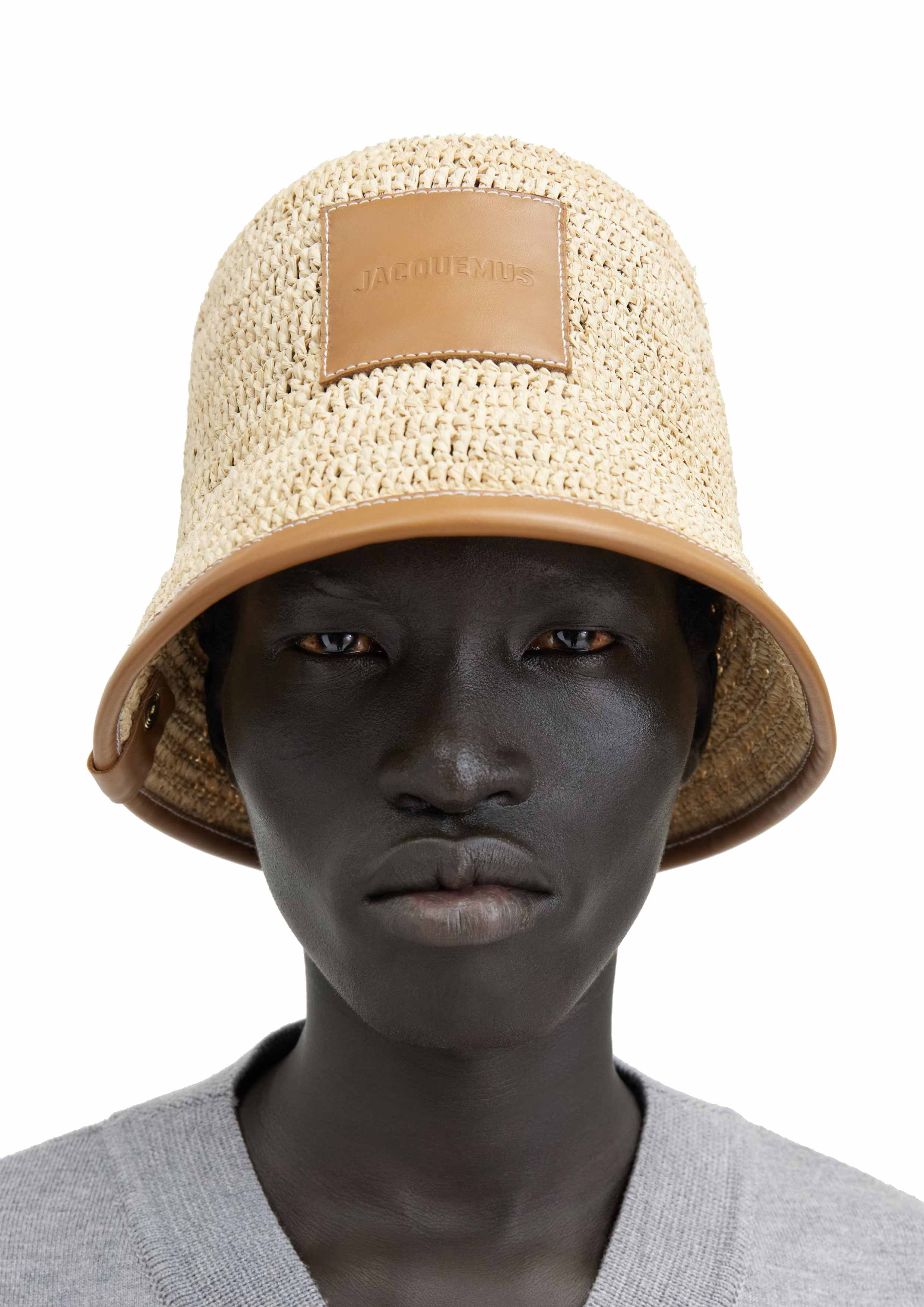 JACQUEMUS - LE BOB SOLI LIGHT BROWN – SOLAR MTP