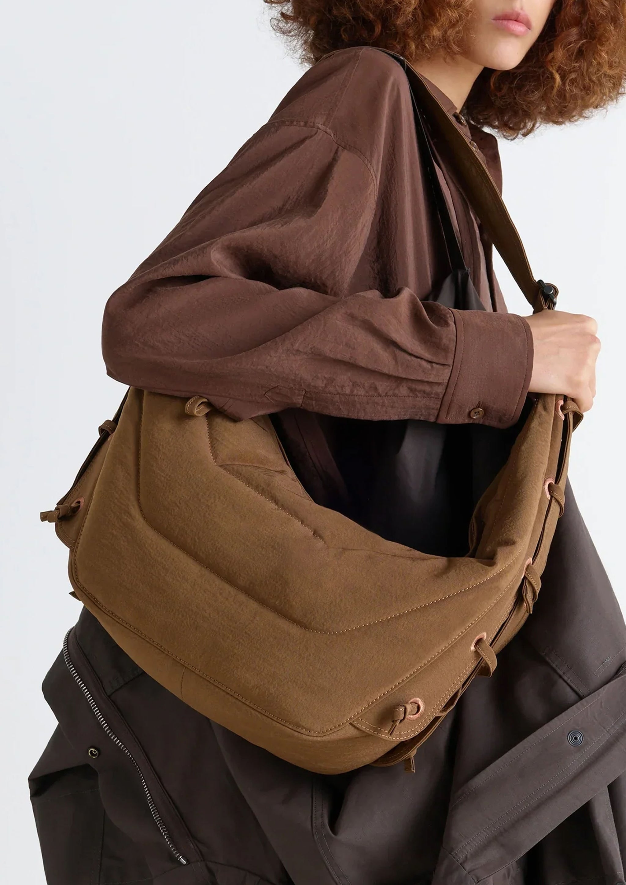 LEMAIRE - MEDIUM SOFT GAME BAG TAN – SOLAR MTP