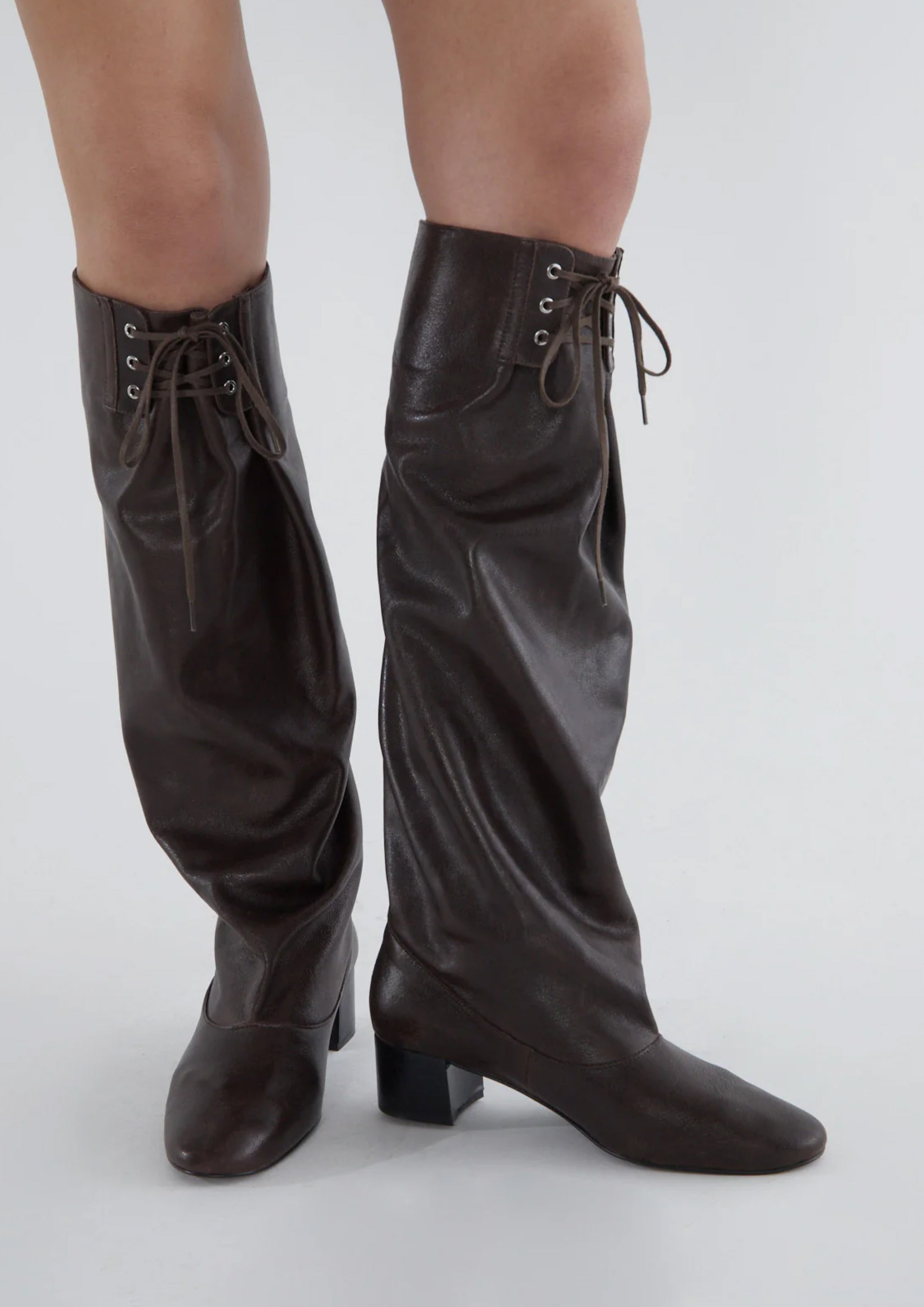 PALOMA WOOL - VICTORIA BROWN – SOLAR MTP