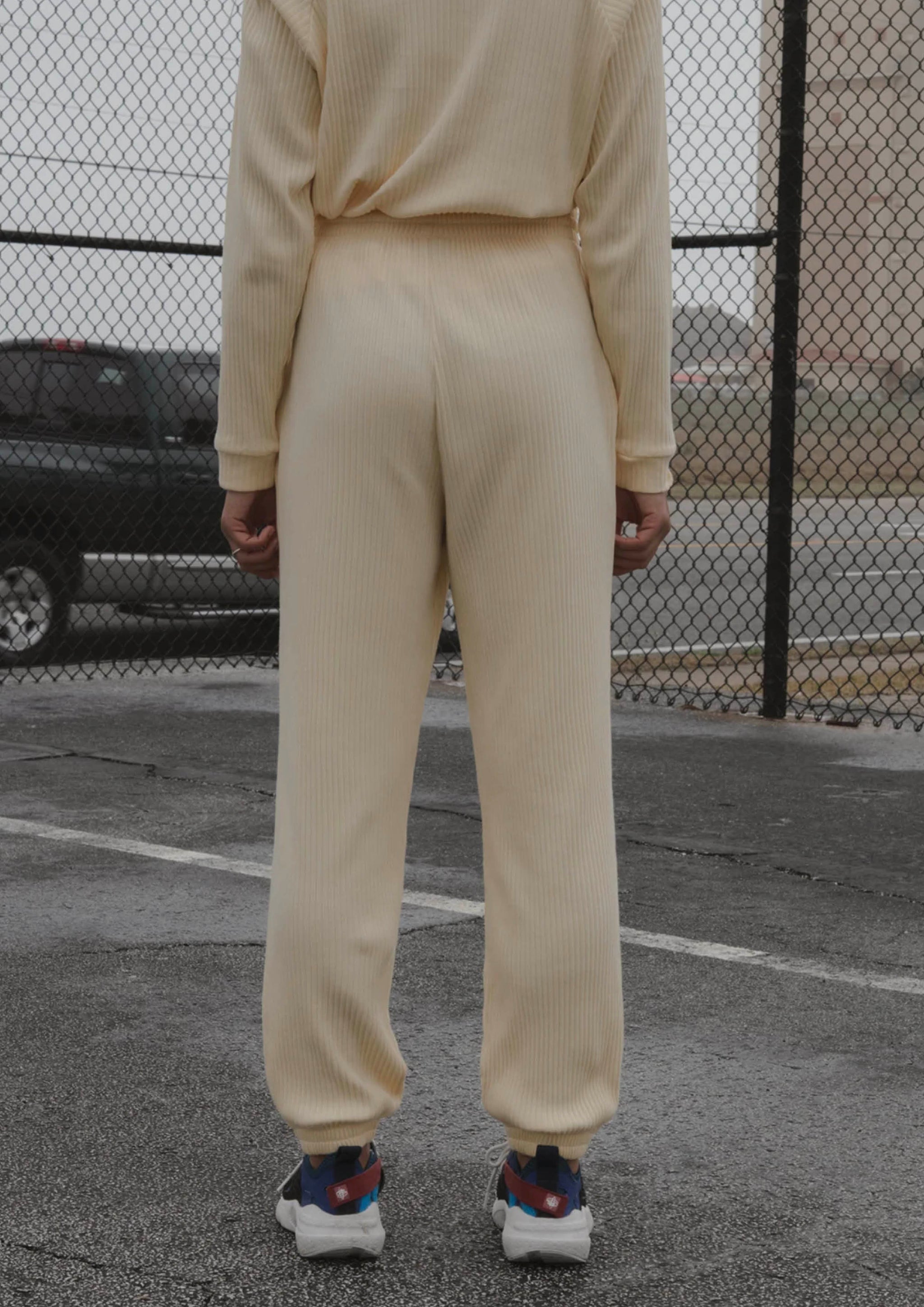 スーパーセール期間限定 BASERANGE_BASICSWEAT_PANTS_RIB パンツ