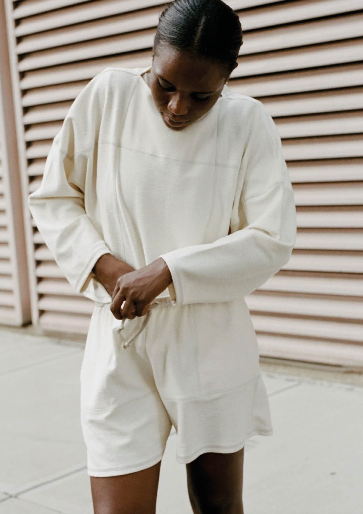 BASERANGE - COBBLE SWEAT SHORT ECRU – SOLAR MTP