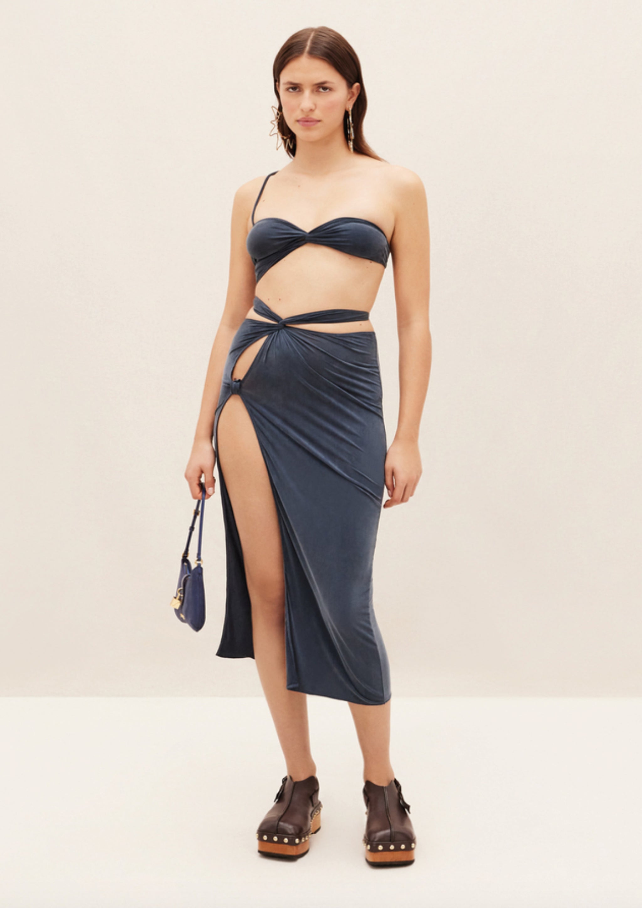 JACQUEMUS - LE BANDEAU ESPELHO NAVY – SOLAR MTP JACQUEMUS - LE BANDEAU ESPELHO NAVY – SOLAR MTP